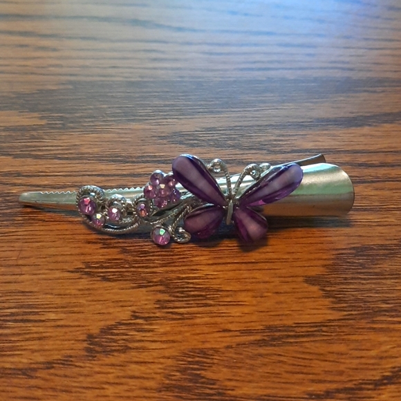Butterfly Hairclip - Picture 1 of 2